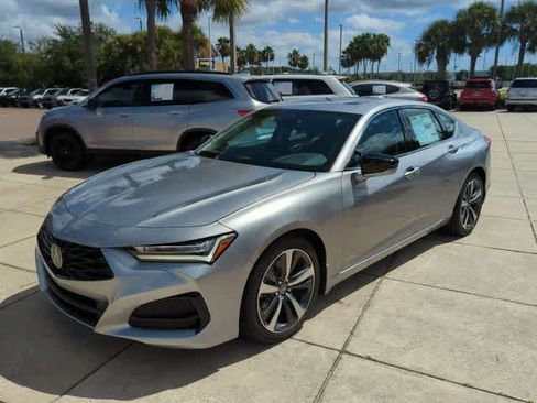 Used 2025 Acura TLX w/ Technology Package FWD image 4