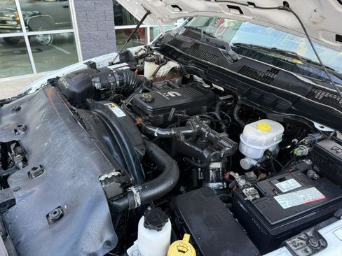 Used 2017 RAM 3500 Tradesman image 18