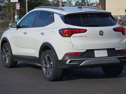 Used 2023 Buick Encore GX Select image 5