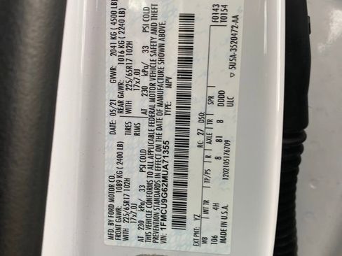 Certified 2021 Ford Escape SE image 16