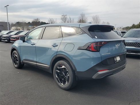 New 2026 Kia Sportage S image 6