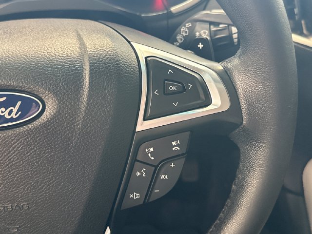 Used 2017 Ford Edge SEL w/ Equipment Group 201A FWD image 33
