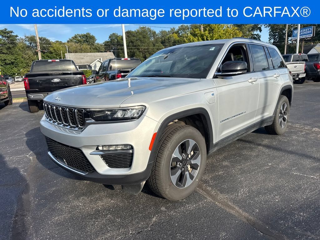 Used 2024 Jeep Grand Cherokee Limited 4xe AWD/4WD image 2