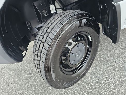 Certified 2024 Mercedes-Benz Sprinter 144 Cargo image 31