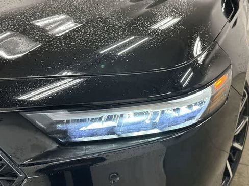 Used 2023 Honda Accord Touring image 31