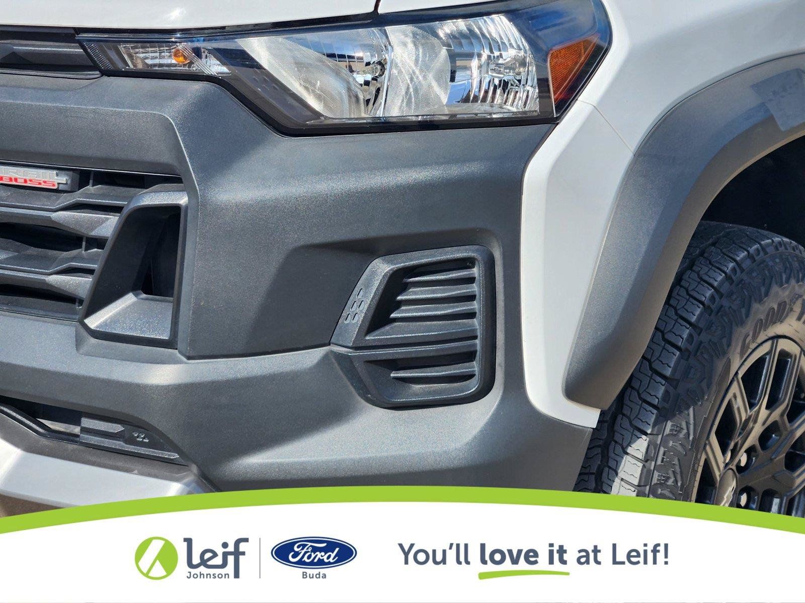 Used 2023 Chevrolet Colorado Trail Boss w/ Advanced Trailering Package AWD/4WD image 5