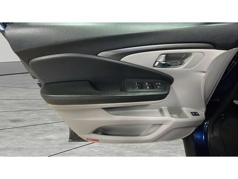 Used 2017 Honda Pilot EX-L image 10