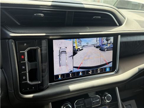 Used 2021 GMC Yukon Denali w/ Denali Premium Package RWD image 59