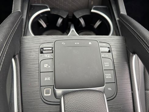 Used 2025 Mercedes-Benz GLE 450e 4MATIC w/ Winter Package image 29