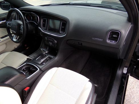 Used 2016 Dodge Charger SXT w/ AWD Premium Group image 26