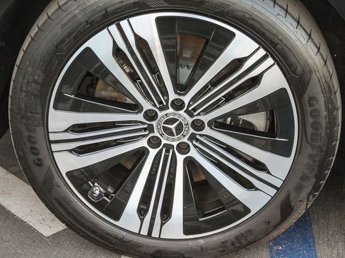 Used 2024 Mercedes-Benz EQS 450+ Sedan image 11