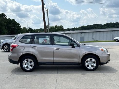 Used 2015 Subaru Forester 2.5i AWD/4WD image 16