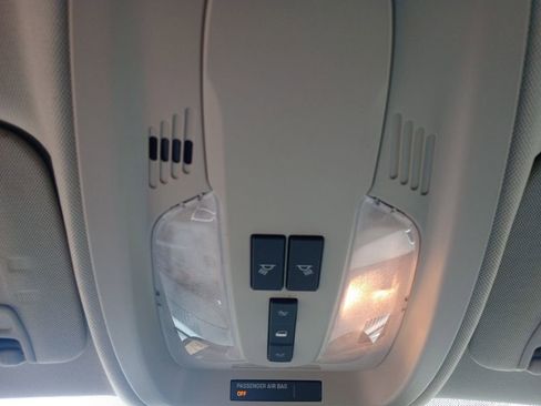 Used 2011 GMC Terrain SLT image 15