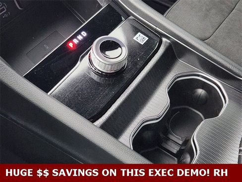 New 2025 Jeep Grand Cherokee Altitude image 15