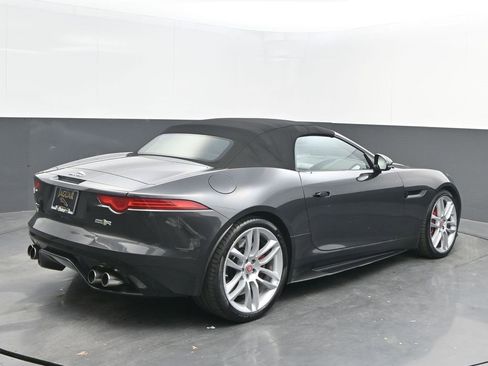 Used 2017 Jaguar F-TYPE R image 7