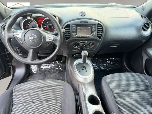 Used 2015 Nissan Juke S FWD image 11