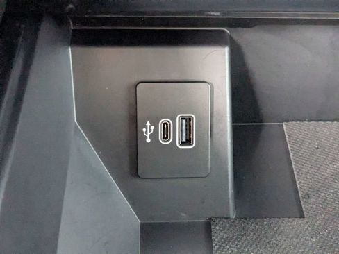 Used 2025 Ford F150 Lariat w/ Equipment Group 501A Mid AWD/4WD image 22