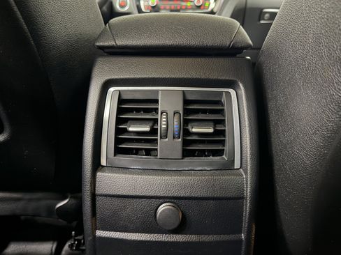 Used 2018 BMW 330e 330e iPerformance image 37