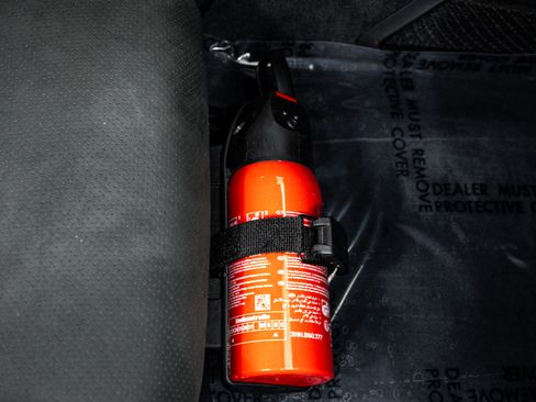 Certified 2024 Porsche 911 Carrera T image 24