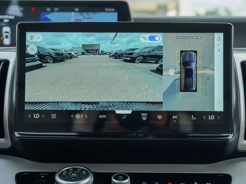 New 2027 Ford Expedition Active RWD image 31