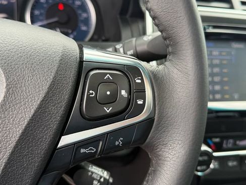 Used 2017 Toyota Camry XLE FWD image 25