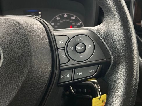 Used 2023 Toyota Corolla LE image 16