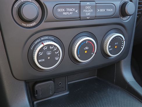 Used 2010 MAZDA MX-5 Miata Sport image 14