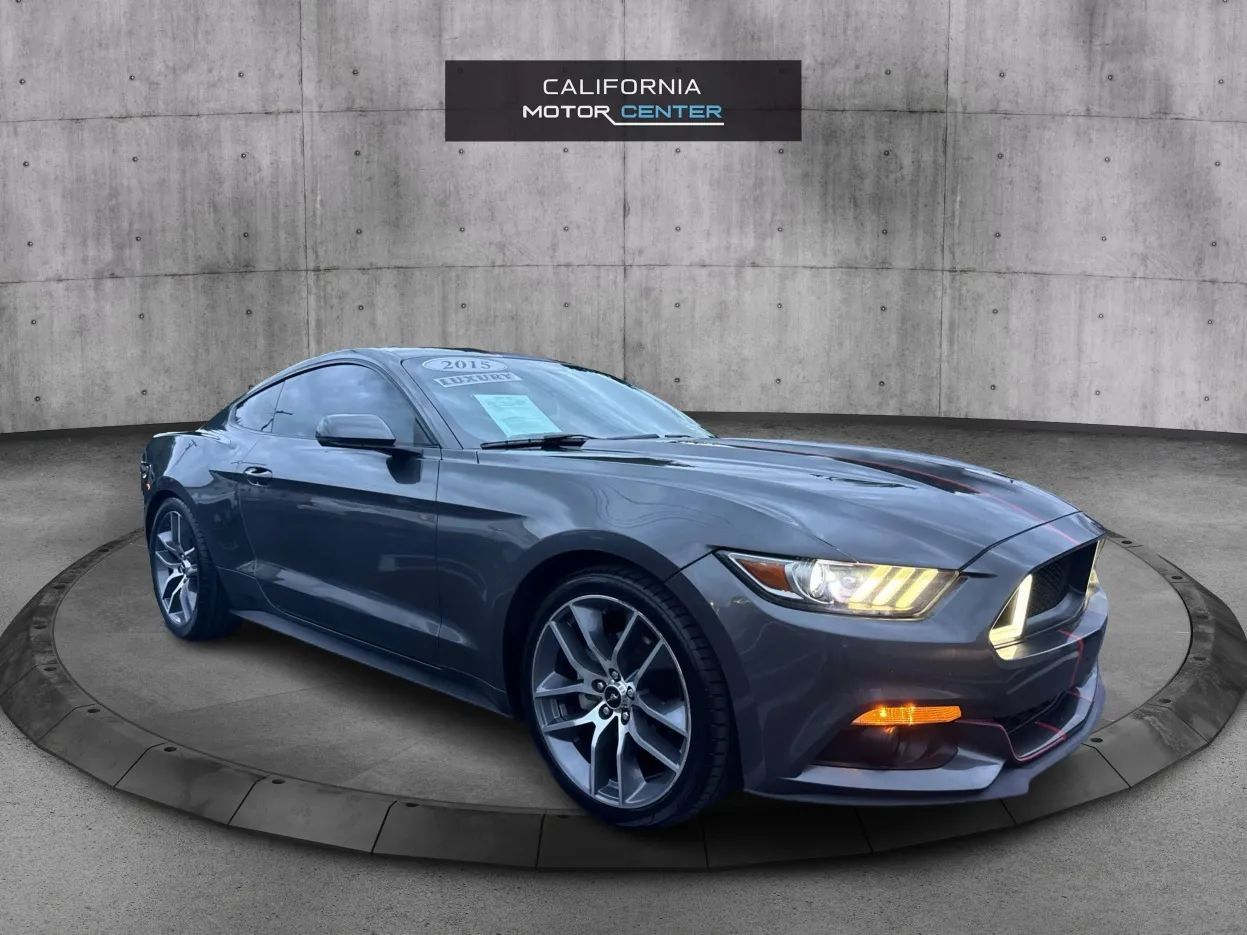 Used 2015 Ford Mustang Premium RWD image 1