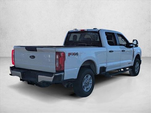 Used 2025 Ford F250 XLT w/ FX4 Off-Road Package image 5