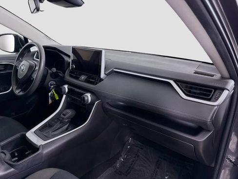 Certified 2023 Toyota RAV4 LE FWD image 28