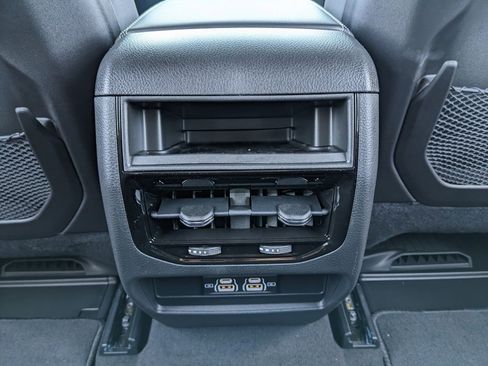 New 2025 Jeep Grand Cherokee Laredo image 35