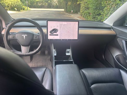 Used 2020 Tesla Model 3 Standard Range Plus image 20