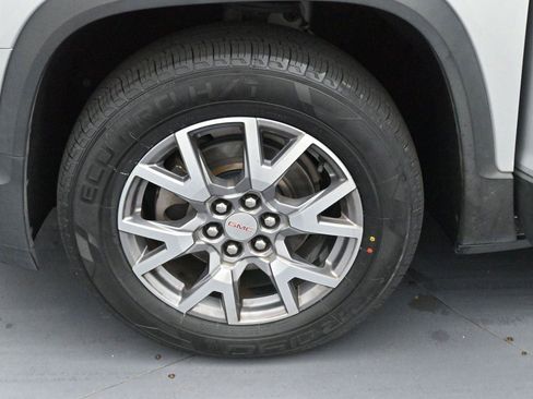 Used 2020 GMC Acadia SLT FWD image 39