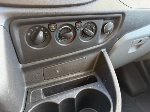 Used 2018 Ford Transit 150 148 Medium Roof RWD image 28