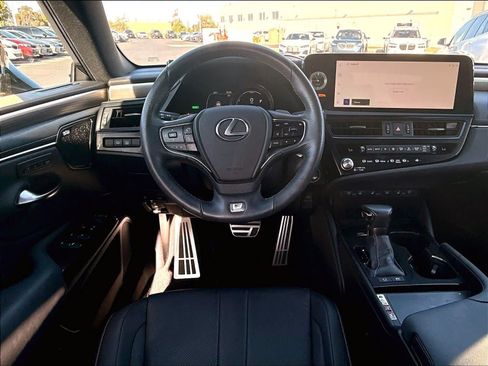 Used 2024 Lexus ES 300h F Sport w/ Accessory Package (Z1) FWD image 11