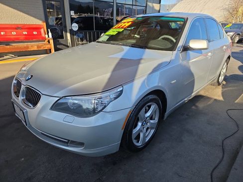 Used 2008 BMW 535xi Sedan image 3