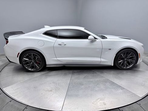 Used 2016 Chevrolet Camaro SS image 4
