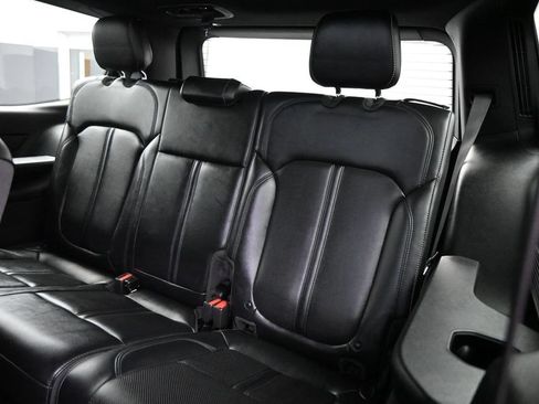 Used 2022 Jeep Wagoneer Series II RWD image 26