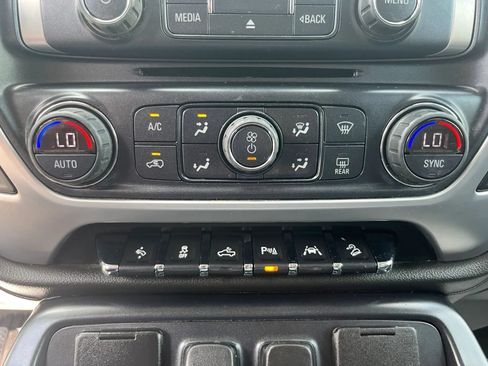 Used 2018 GMC Sierra 1500 SLT AWD/4WD image 42