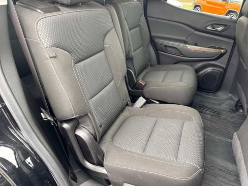 Used 2023 GMC Acadia SLE w/ Driver Convenience Package image 23