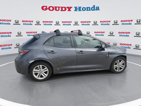 Used 2022 Toyota Corolla SE w/ Carpet Mat Package (TMS) FWD image 9