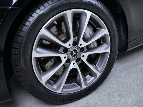 Used 2020 Mercedes-Benz E 450 4MATIC Sedan image 13
