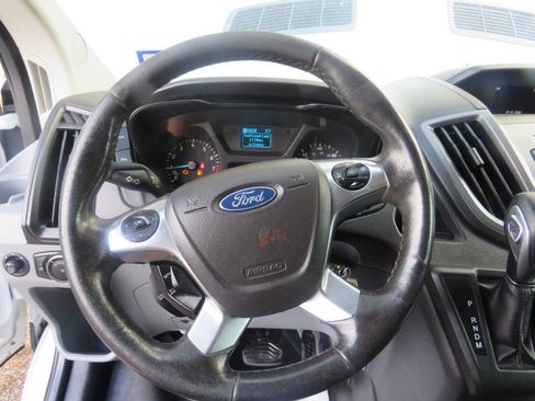 Used 2017 Ford Transit 250 130 Medium Roof RWD image 21