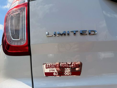 Used 2014 Ford Explorer Limited w/ Equipment Group 301A FWD image 7