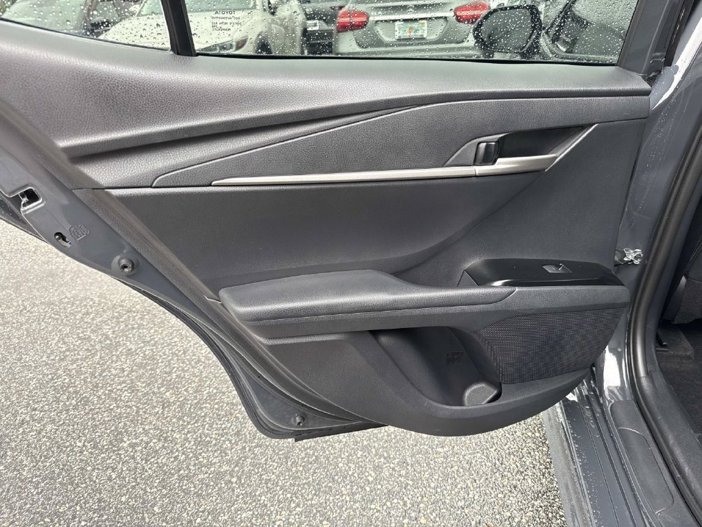 Used 2026 Toyota Camry SE FWD image 12