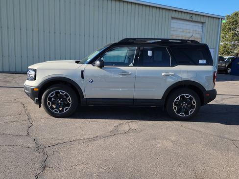 New 2025 Ford Bronco Sport Outer Banks w/ Outer Banks Tech Package+ image 5