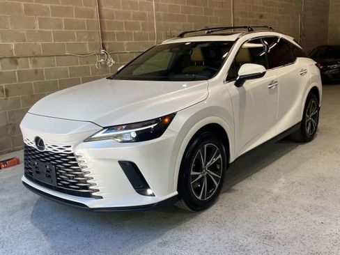 Used 2023 Lexus RX 350 Premium w/ Accessory Package AWD/4WD image 9