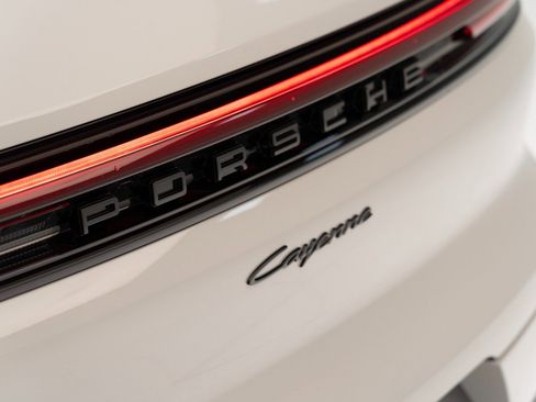 New 2025 Porsche Cayenne image 13