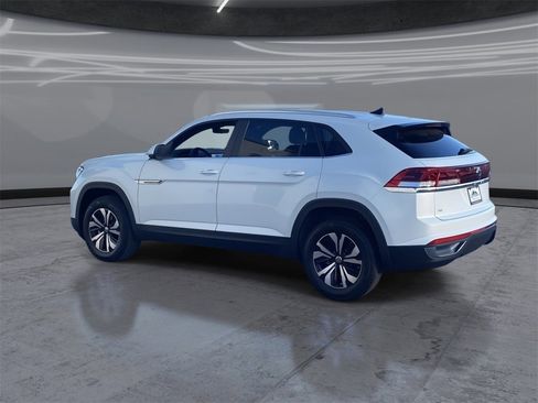 New 2026 Volkswagen Atlas Cross Sport SE image 4