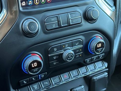 Used 2022 Chevrolet Silverado 3500 High Country w/ Z71 Off-Road Package image 31